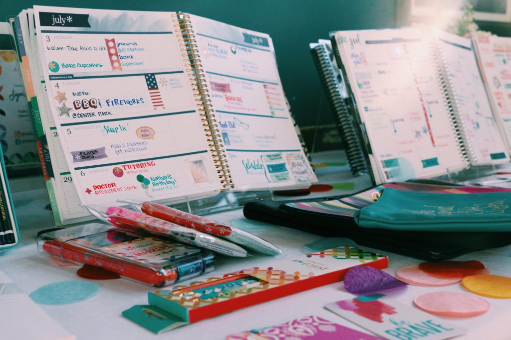 ERIN-CONDREN-CLARENDON-MOMS