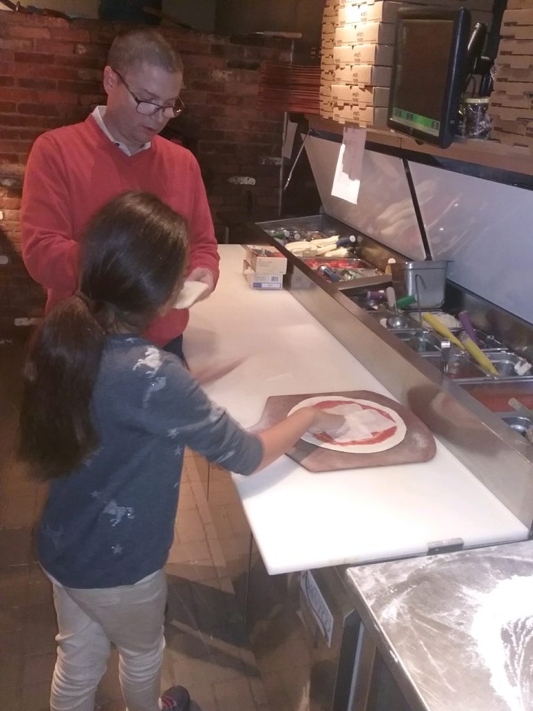 Halloween-Kids-Pizza-Party-at-Matchbox